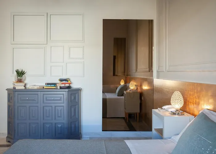 Coclee Suite Palace